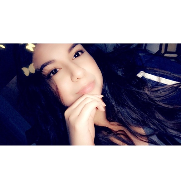 Meet your Posher, Brandy - Picture 1 of 1